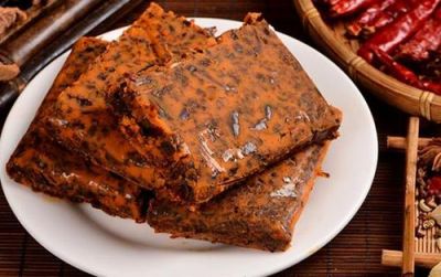 無(wú)渣火鍋好吃嗎？哪里有無(wú)渣火鍋底料廠家？無(wú)渣火鍋底料批發(fā)！