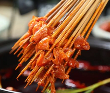 串串香美味背后：專用底料制作工藝復(fù)雜程度探秘？